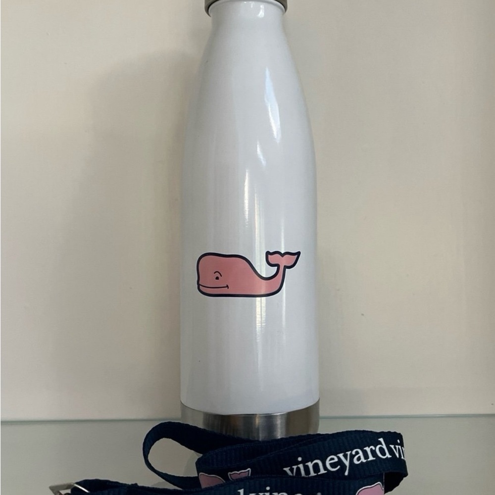 Vineyard Vines Water Bottle & Lanyard